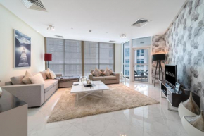 Hometown Apartments - Luxury and Spacious 3 bedroom apartment in Marina
